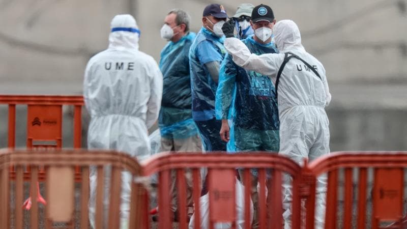Hantavirus, la nave Hondius a Tenerife: un cittadino francese rimpatriato isolato con sintomi