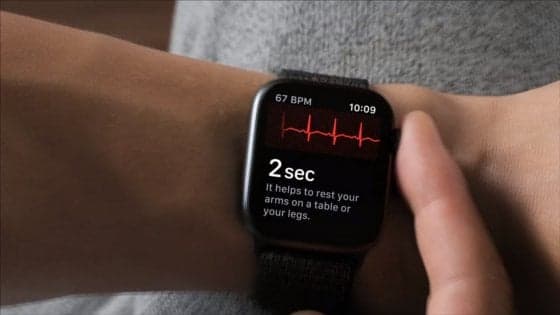 Apple Watch, ecco l'elettrocardiogramma (ma non in Italia)