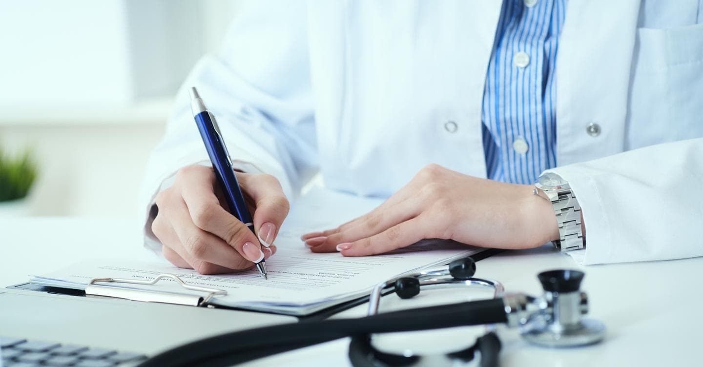 Medici di famiglia, riforma in due fasi: subito il decreto light per la dipendenza