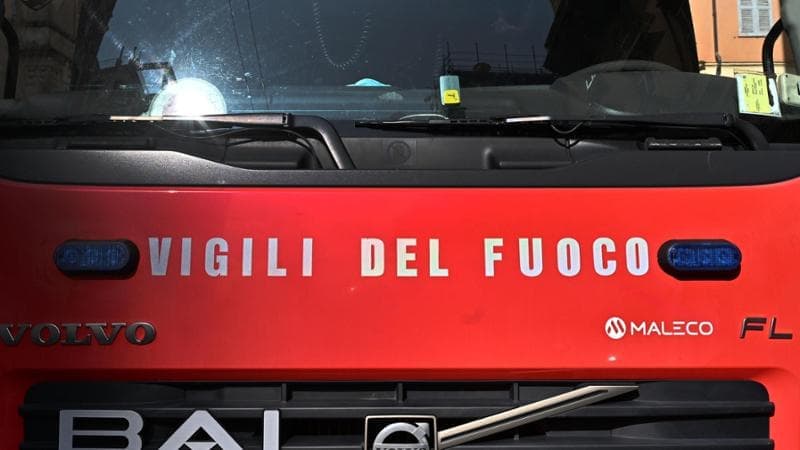 Verona, esplode e crolla una palazzina di tre piani: estratte vive tre persone, si cerca la quarta