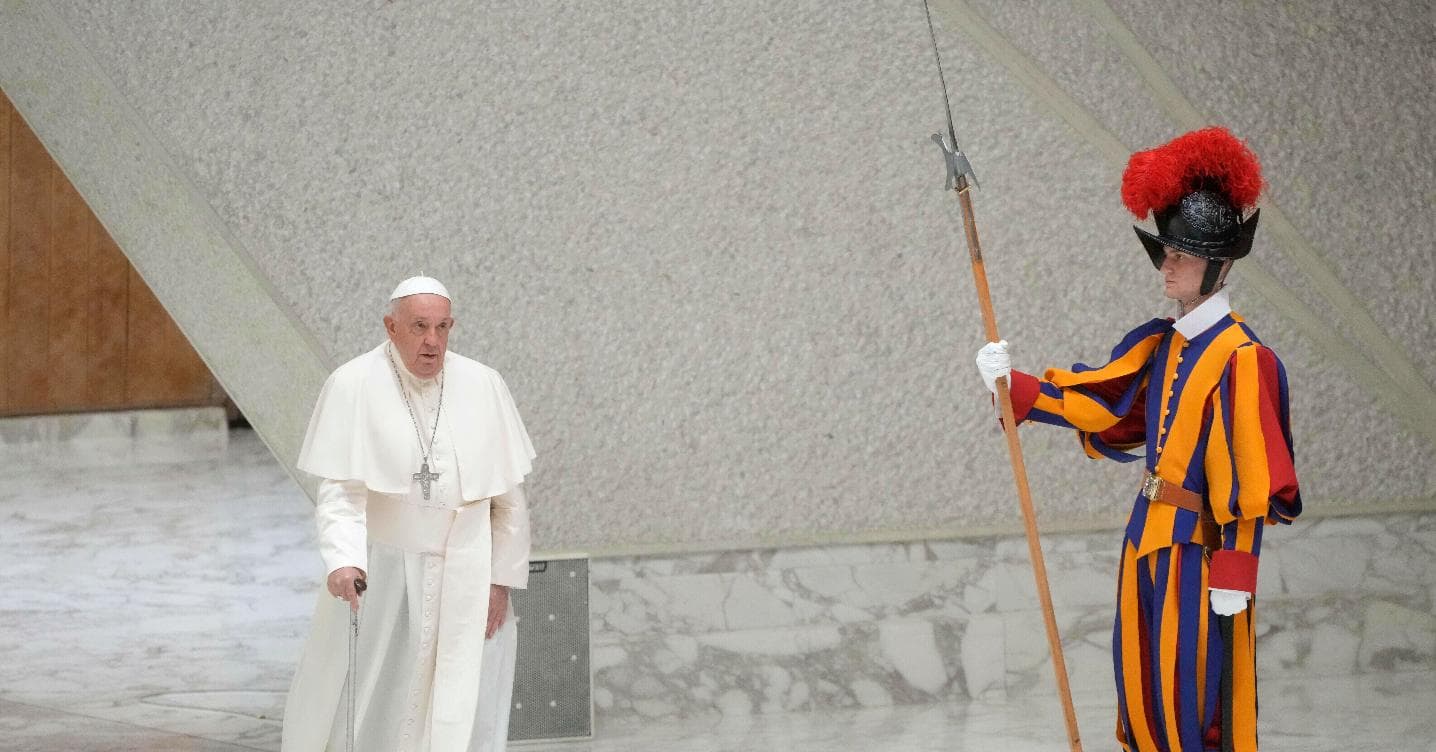 Fine vita, l’apertura del Vaticano: possibile  sospendere alimentazione e idratazione